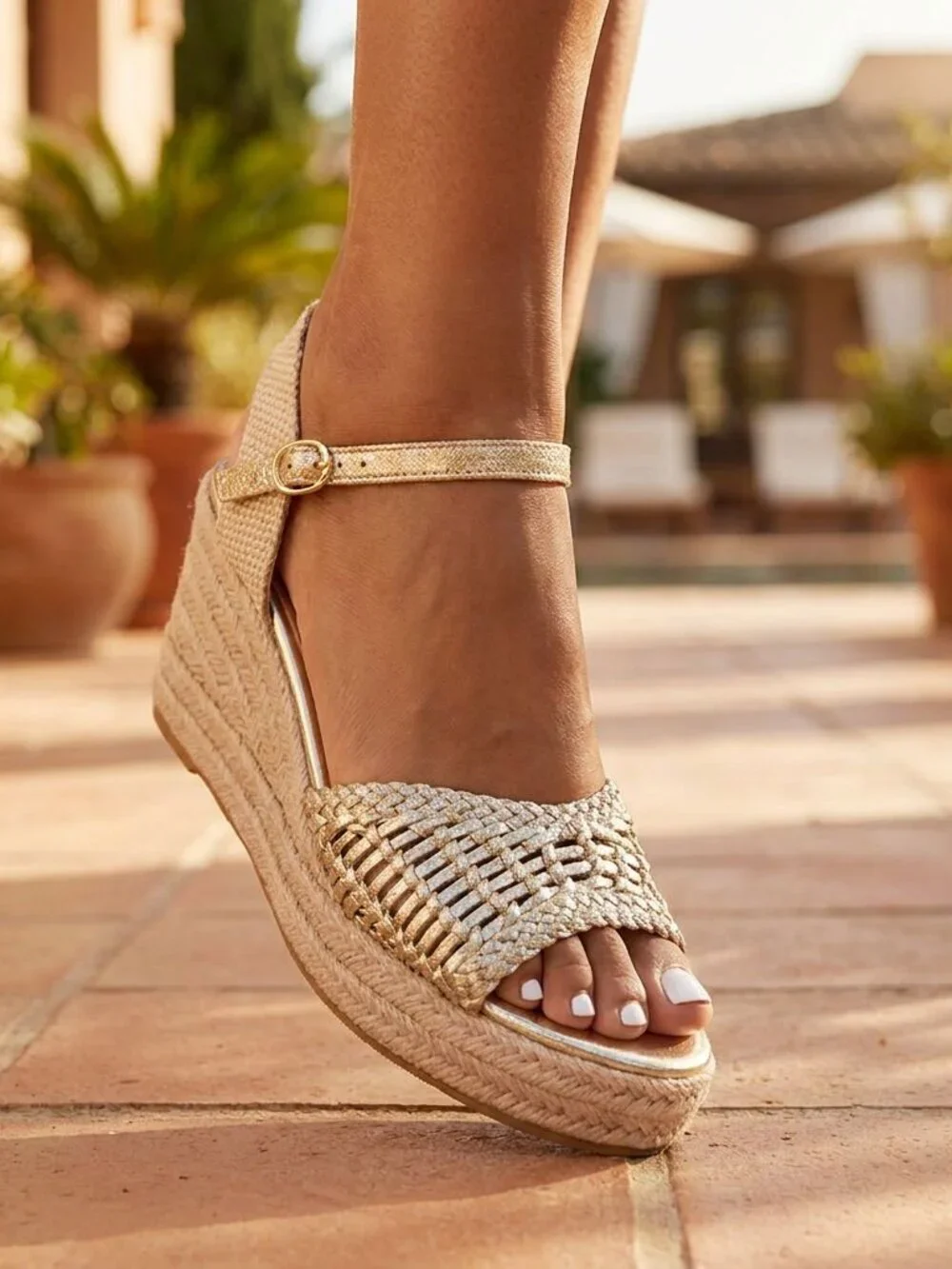 NWT KAYLEEN Gold Woven Espadrille Ankle Strap Wedges
